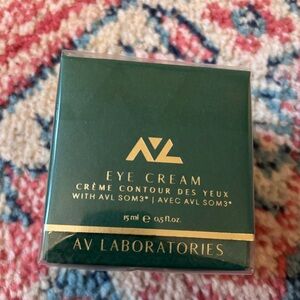AV Laboratories Eye Cream